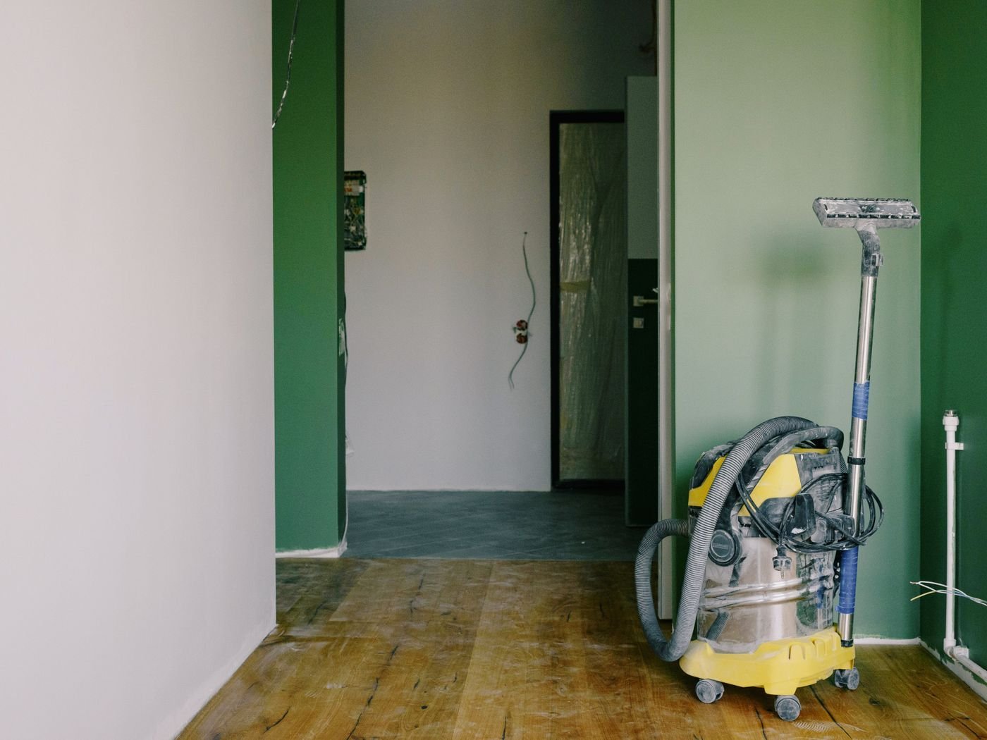 Post-renovation dust cleaning in a Singapore home by Cleanitize